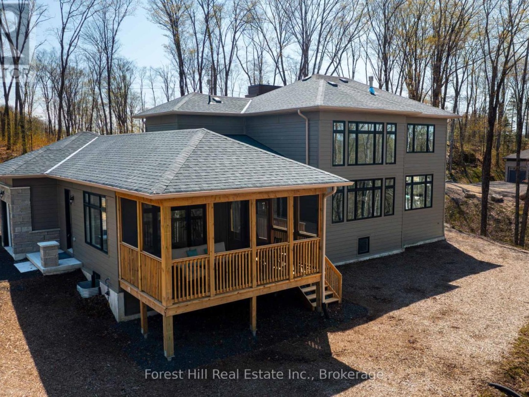 1002 Napier Court, Boyne Lake