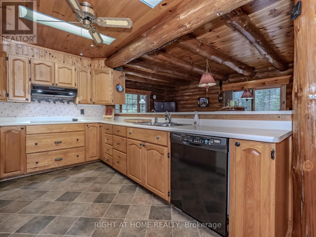 1696 HIGHWAY 118 E, 