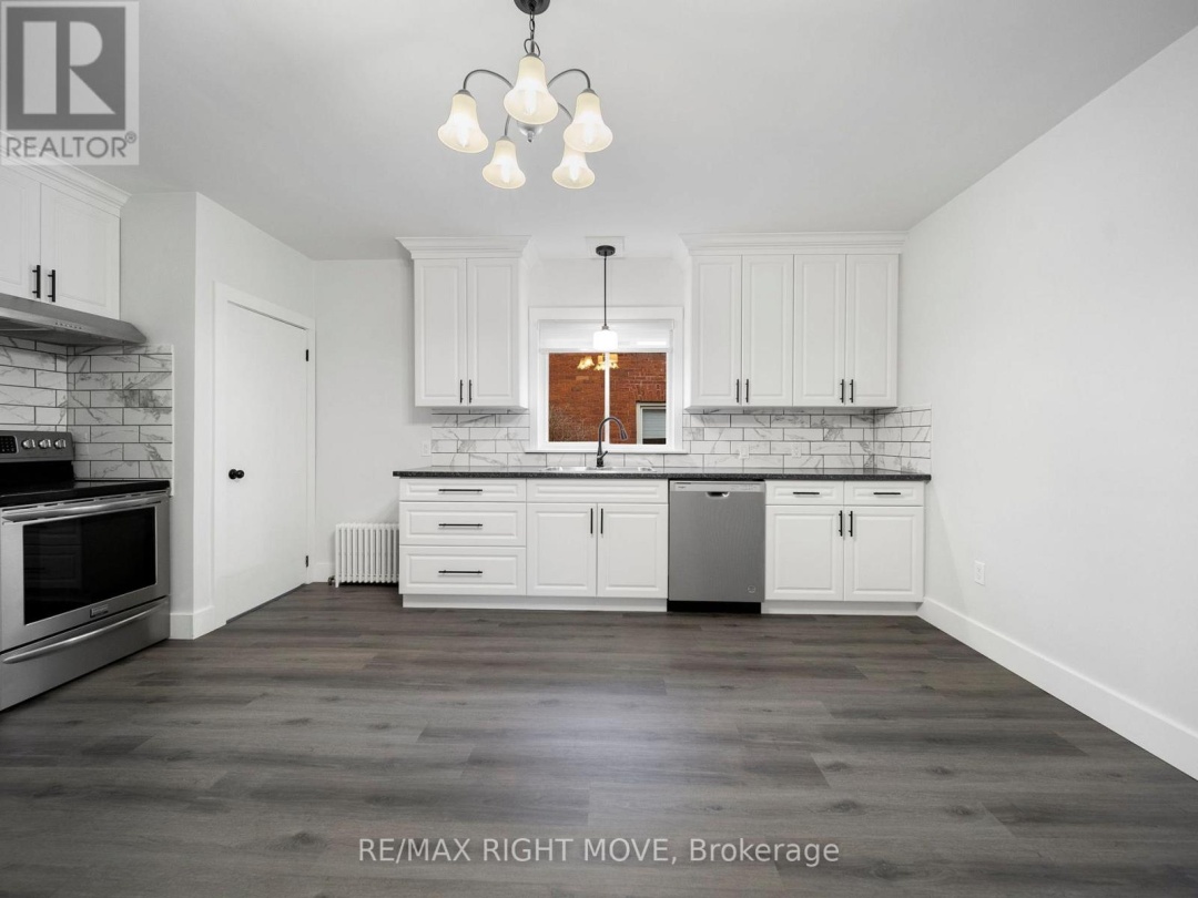 206 MARY STREET, Orillia
