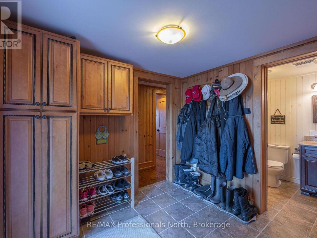 1484 Bat Lake Road, Canning Lake