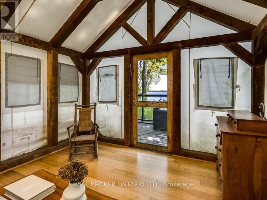 45 IVY LANE, 