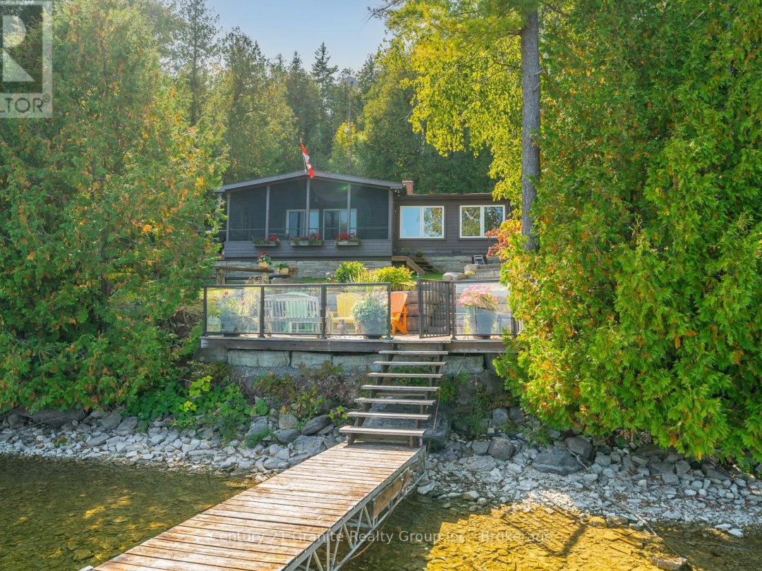 118 Griffin Drive, Four Mile Lake