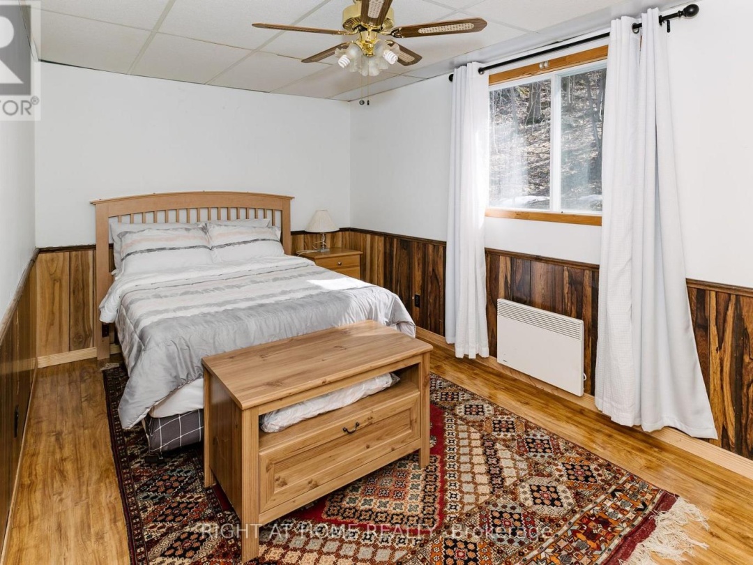 16366 HWY 35, 