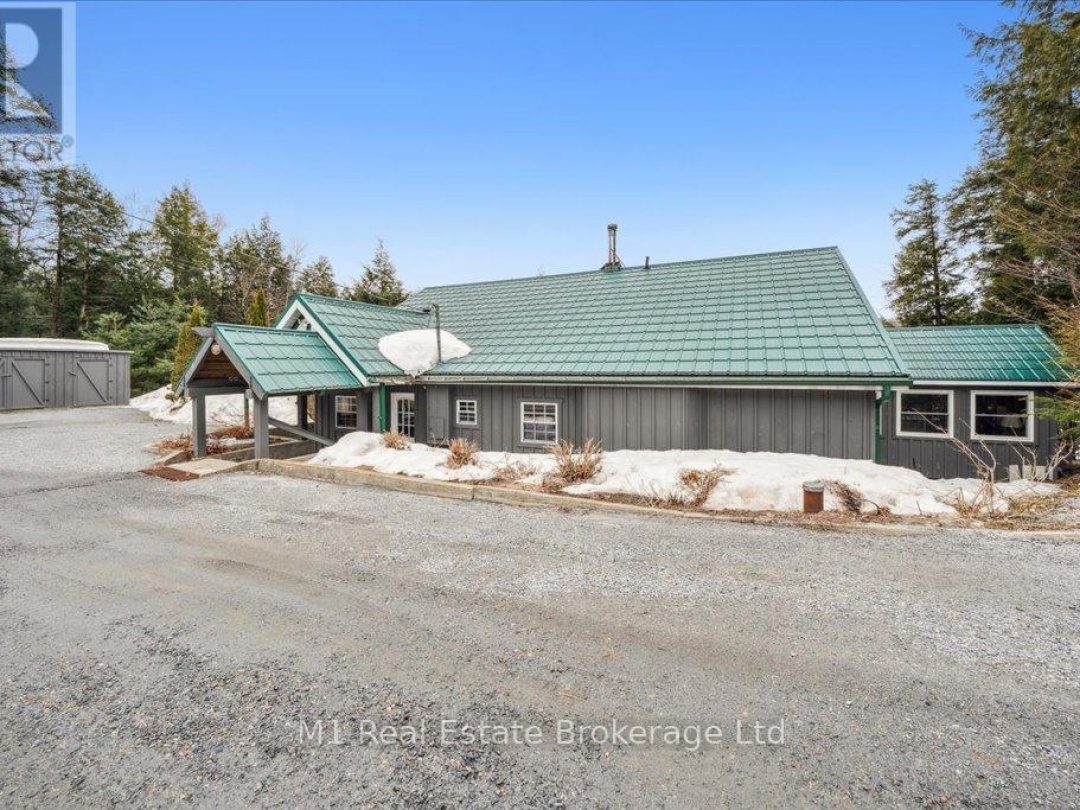 16A Hayhoe Road, Silver Lake