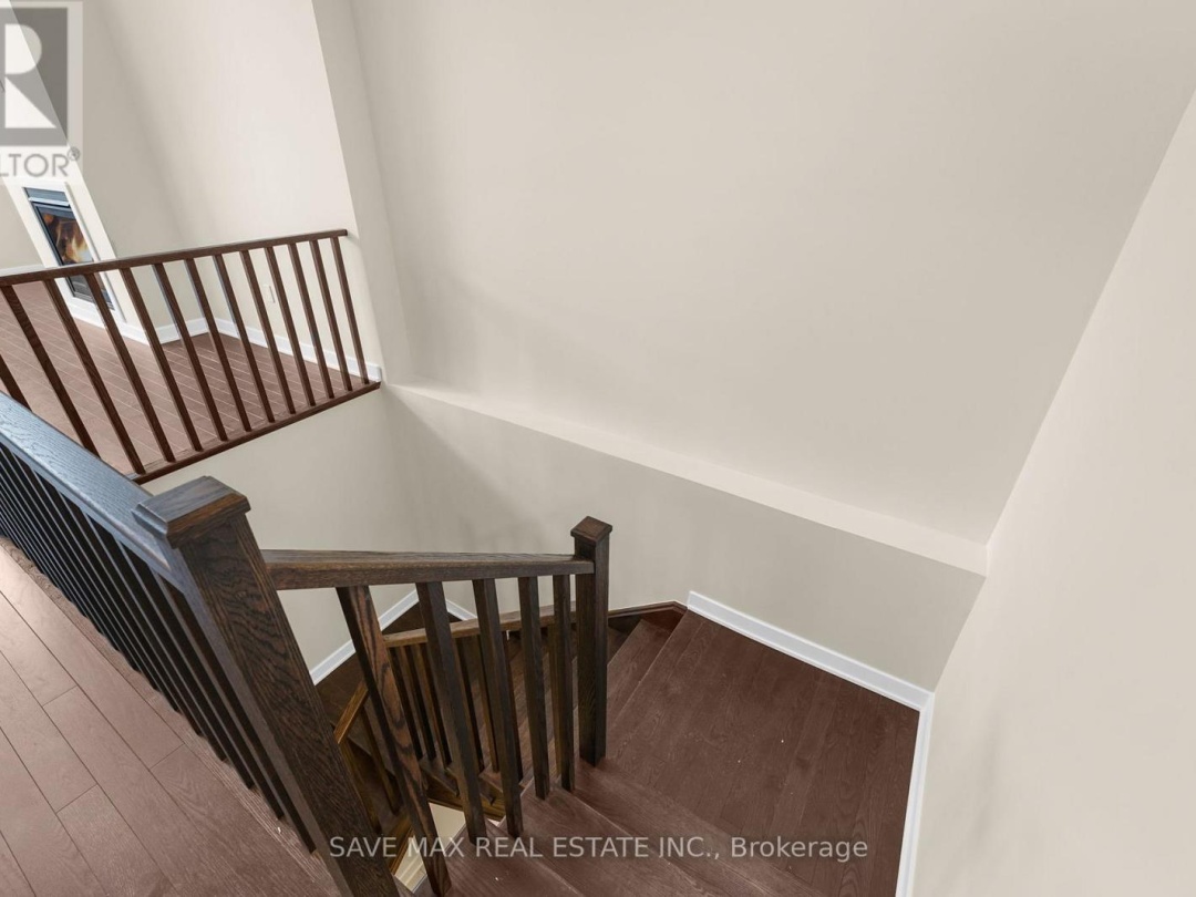 1007 KINGSRIDGE COURT, 