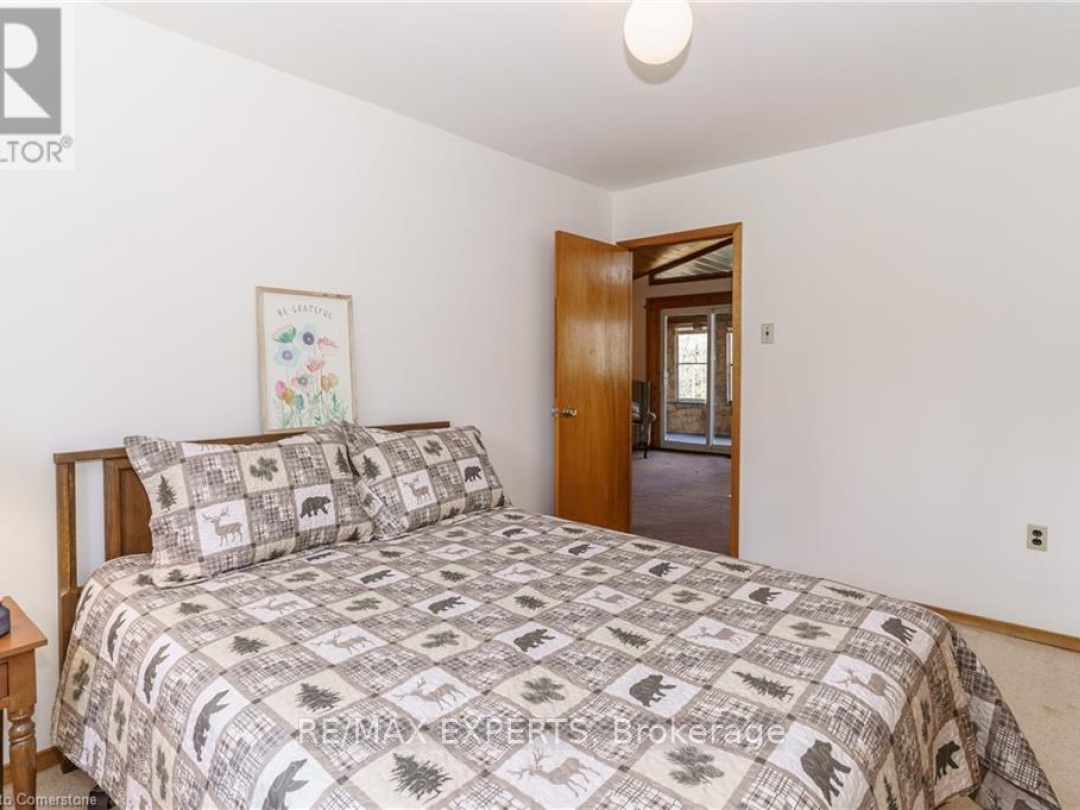 86 STONEY ROAD, Manitouwabing Lake
