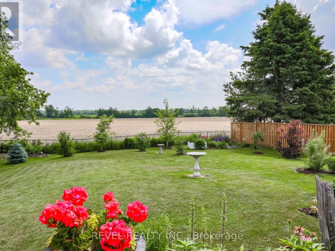 35 BRUCE CRESCENT, 