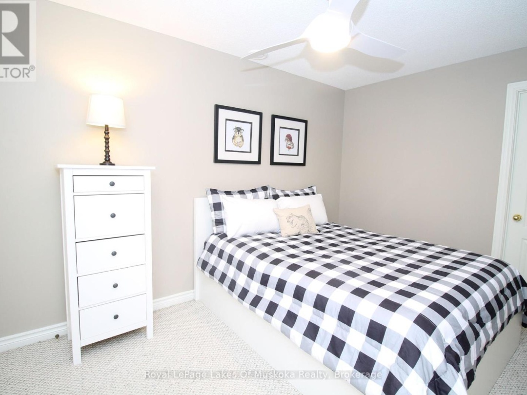 1815 PENINSULA POINT ROAD, 