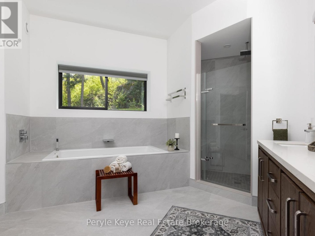 86 CLAREN CRESCENT, 
