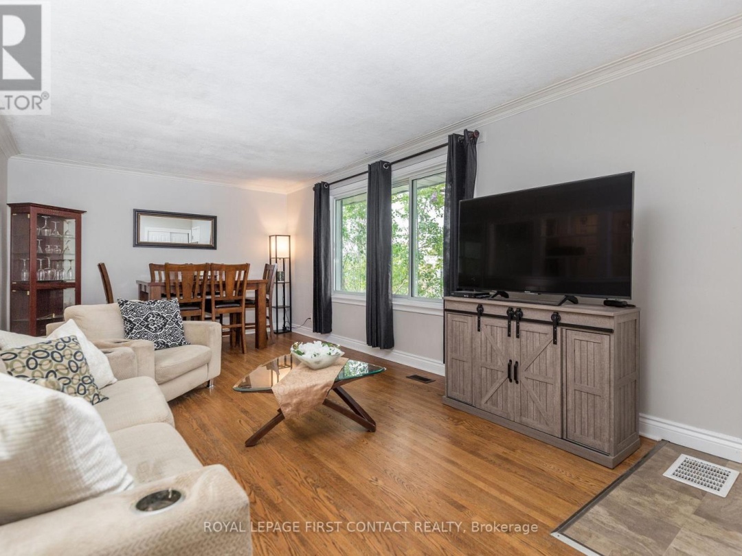 48 BRANT STREET W, Orillia