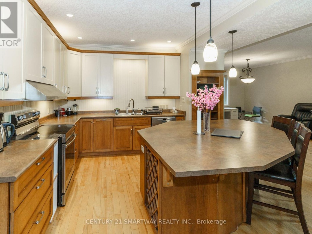 1066 TALLY-HO WINTER PARK ROAD, 