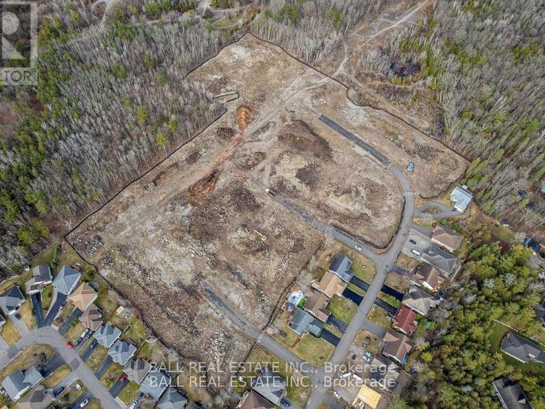 38 HEMLOCK CRESCENT, 