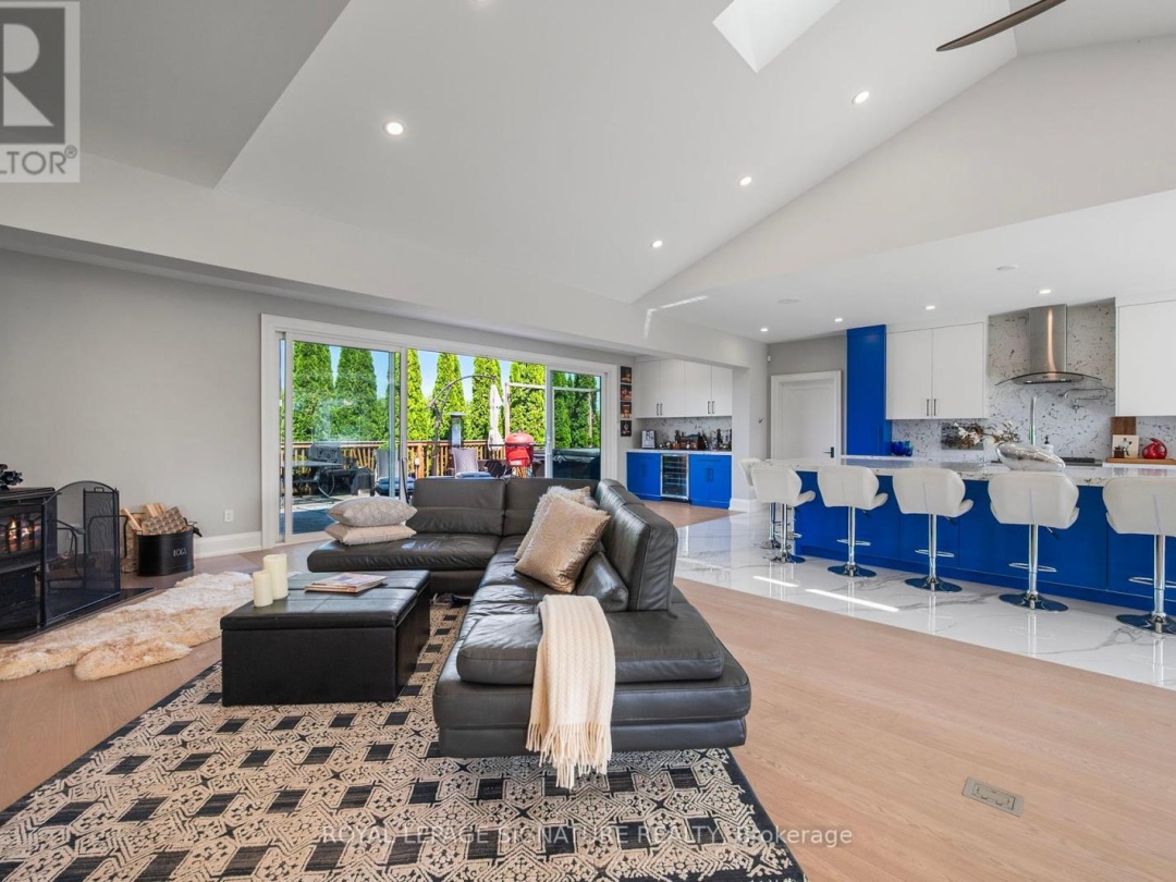 2978 SUNTRAC DRIVE, 