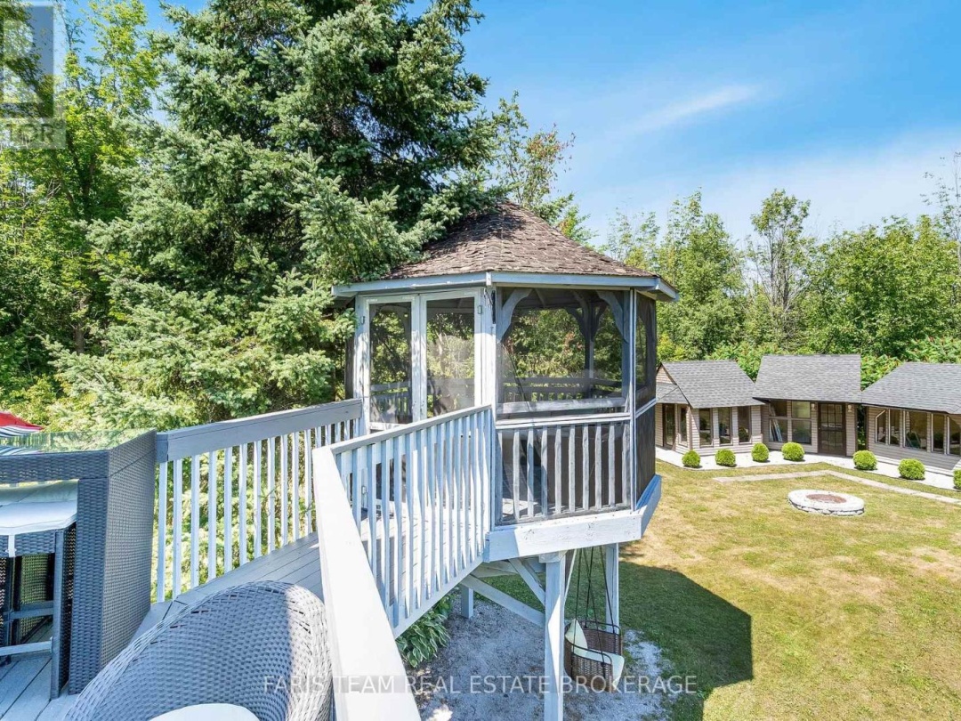 249 MEDONTE SIDEROAD 2, 