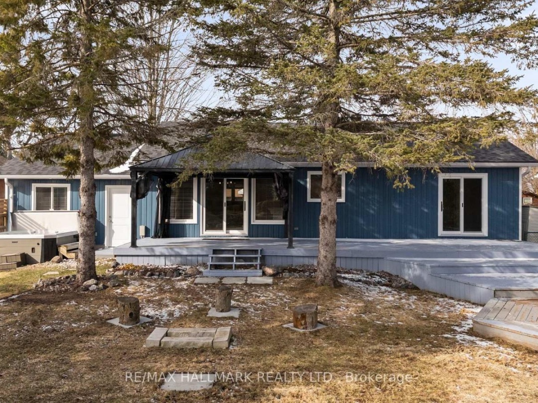 13 Pinetree Court, Lake Simcoe