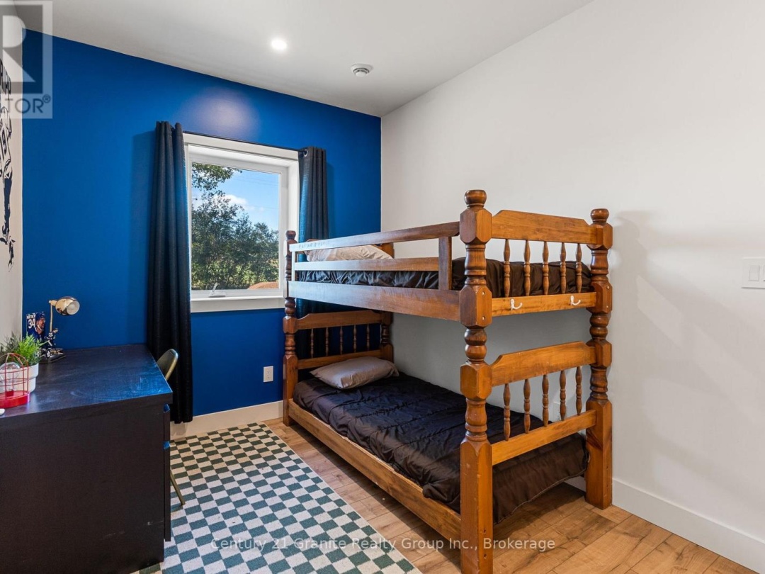 4324 Deep Bay Road, Gull Lake