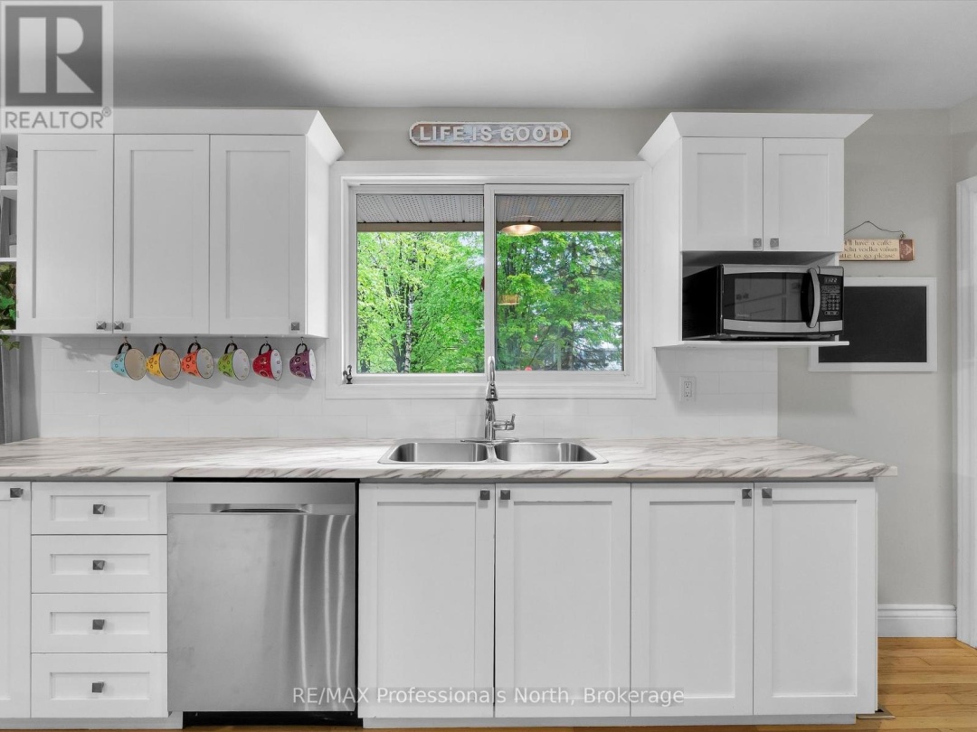 9 BEACON LANE, 