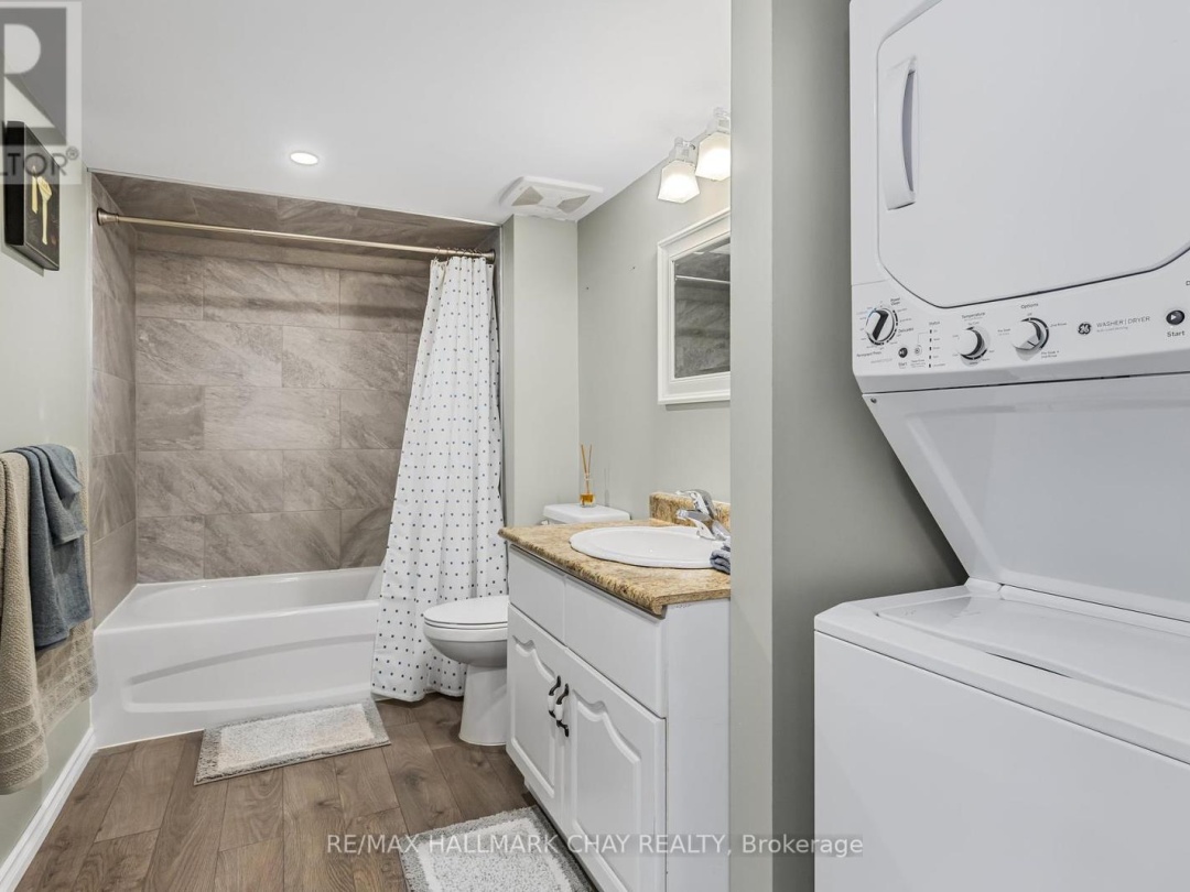 5810 Lowanda Lane, Ramara