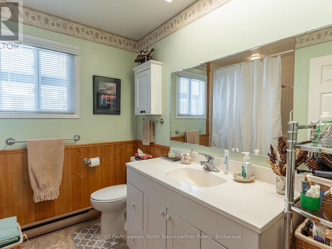 6258 Haliburton Lake Road, Haliburton Lake