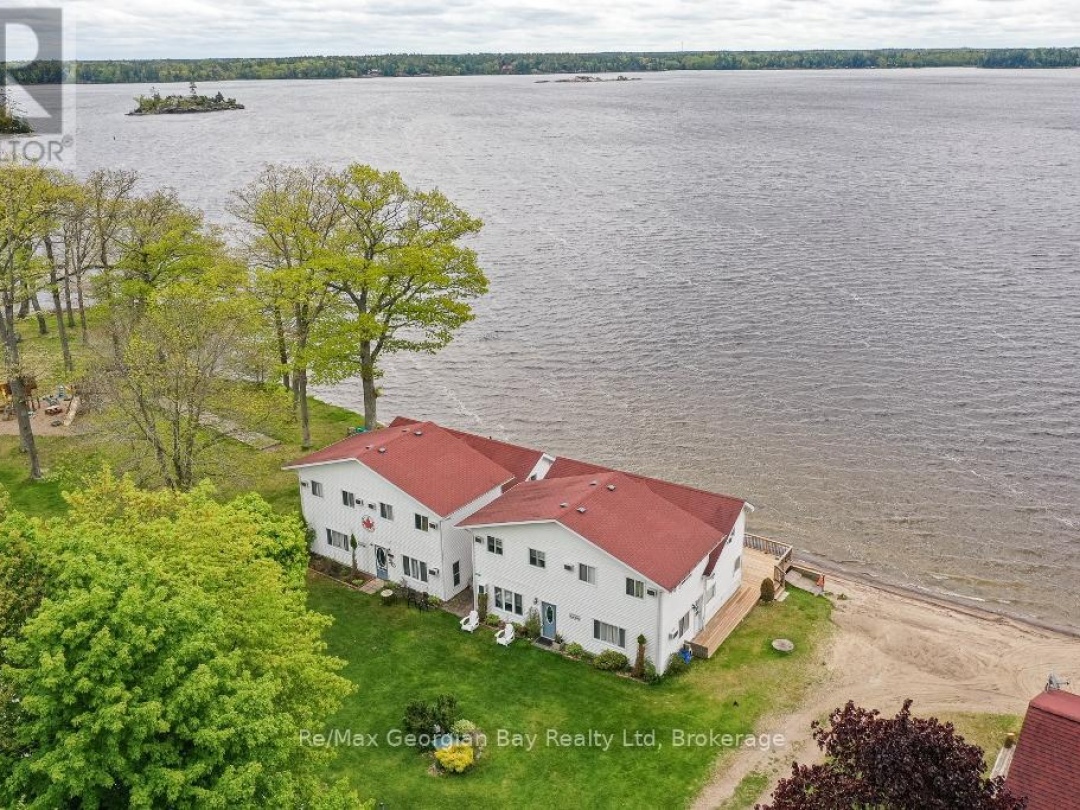 BEACH CHALET #3 - 1230 GRANDVIEW LODGE ROAD, 