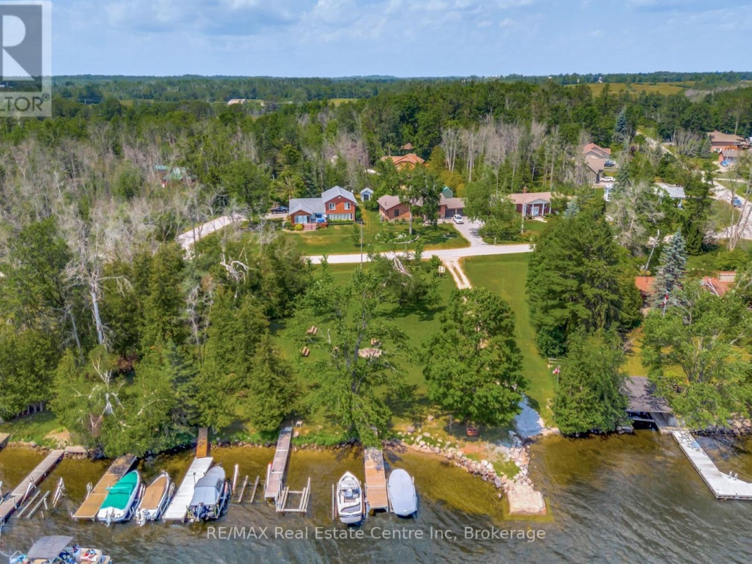 33 GRAHAM DRIVE, 