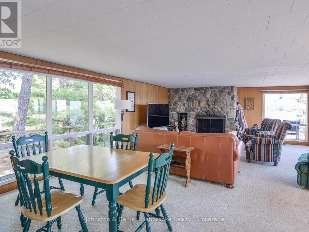 1116 Tryon Drive, Kahshe Lake