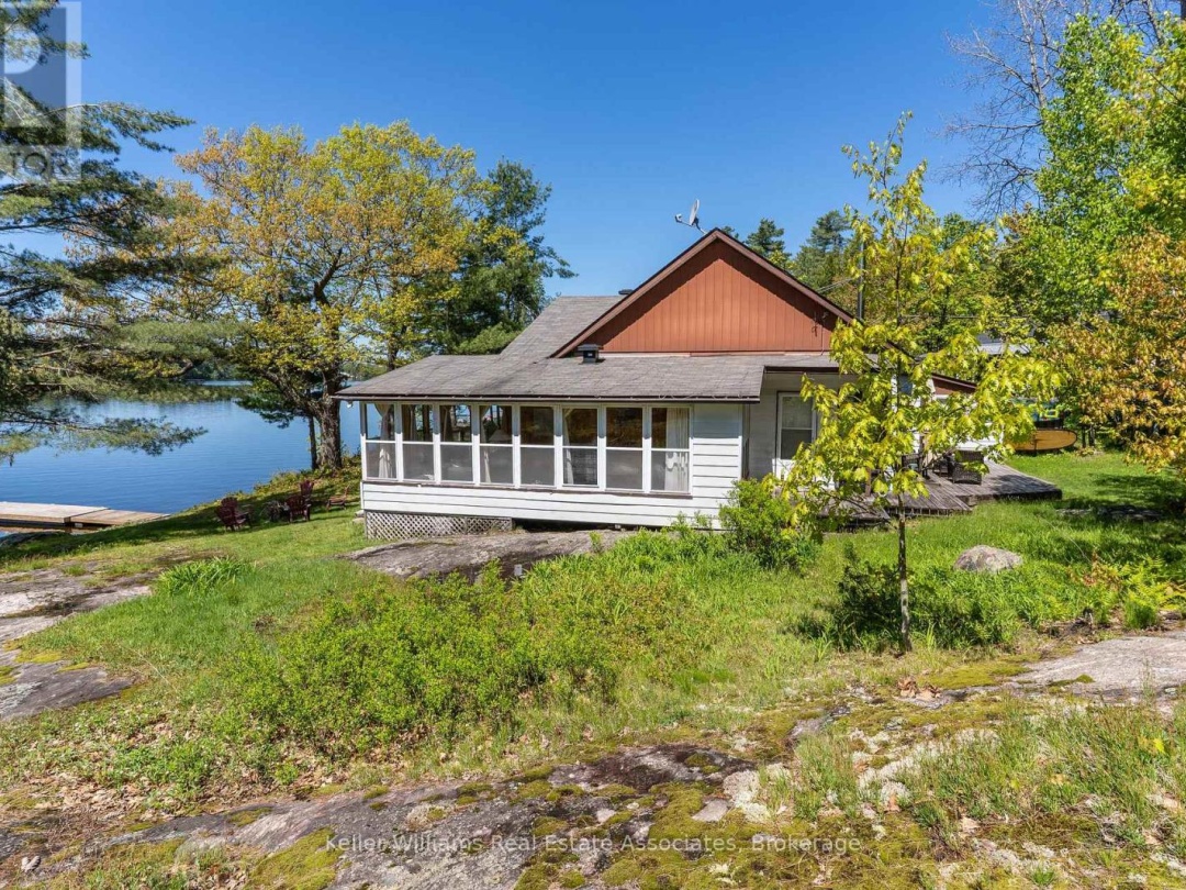 Unit 2 1200 North Shore Drive, Gull Lake