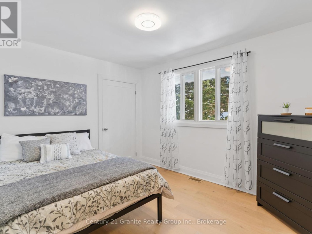 7032 COUNTY ROAD 121, 