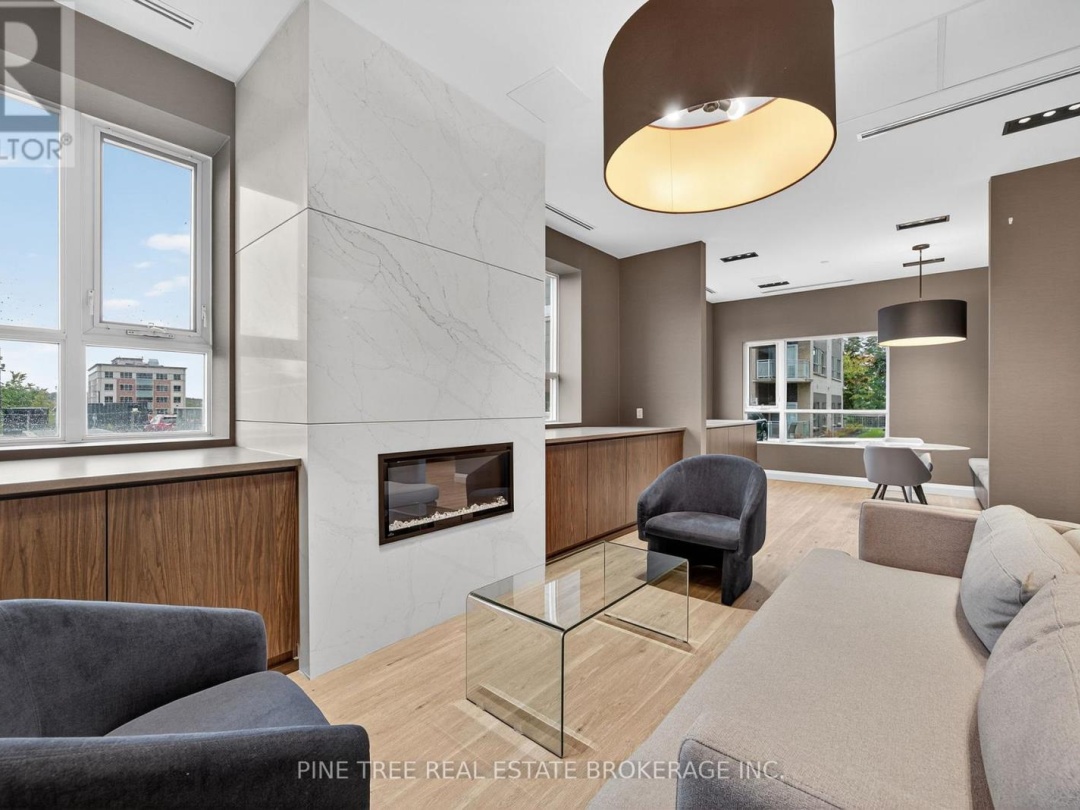 305 - 58 LAKESIDE TERRACE, 