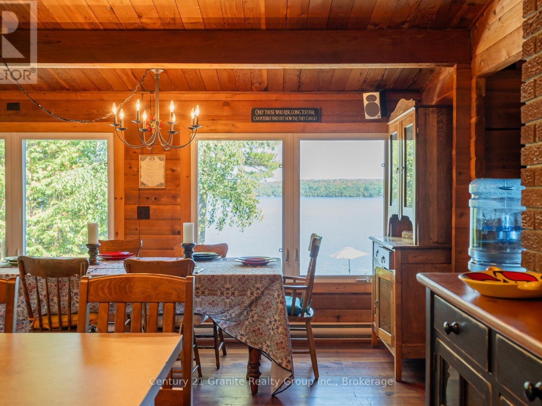 118 Griffin Drive, Four Mile Lake