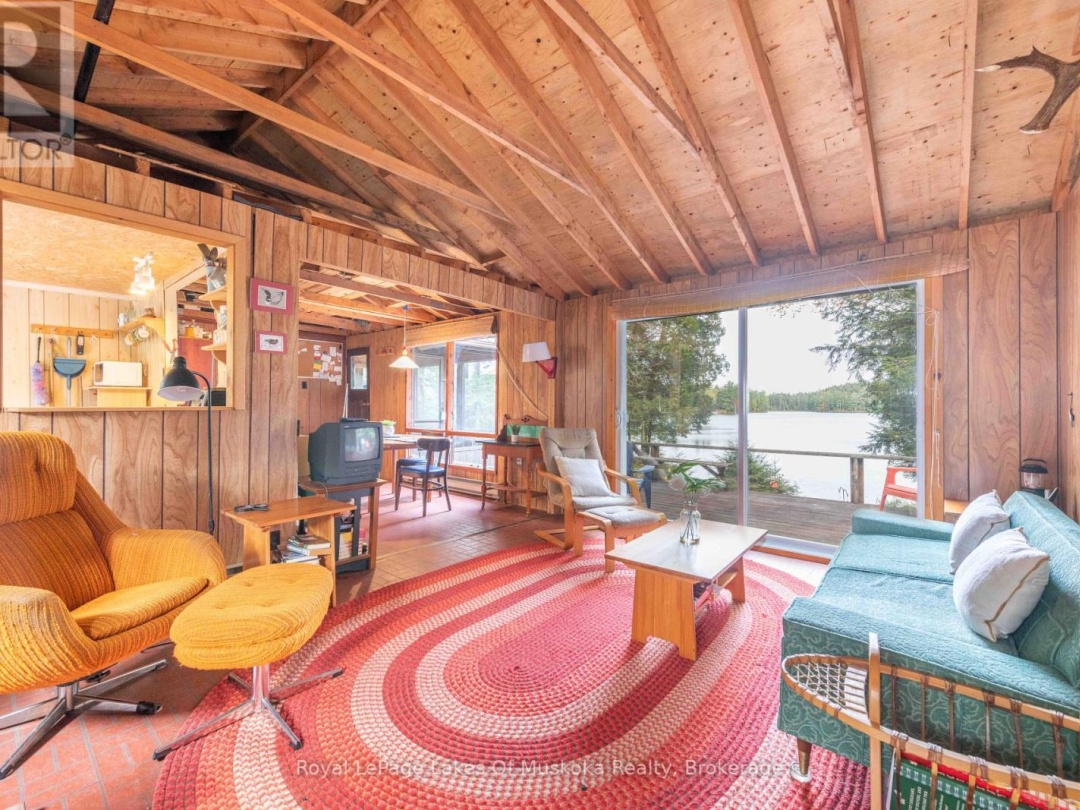1086 SOUTH TOAD LAKE ROAD, Toad Lake