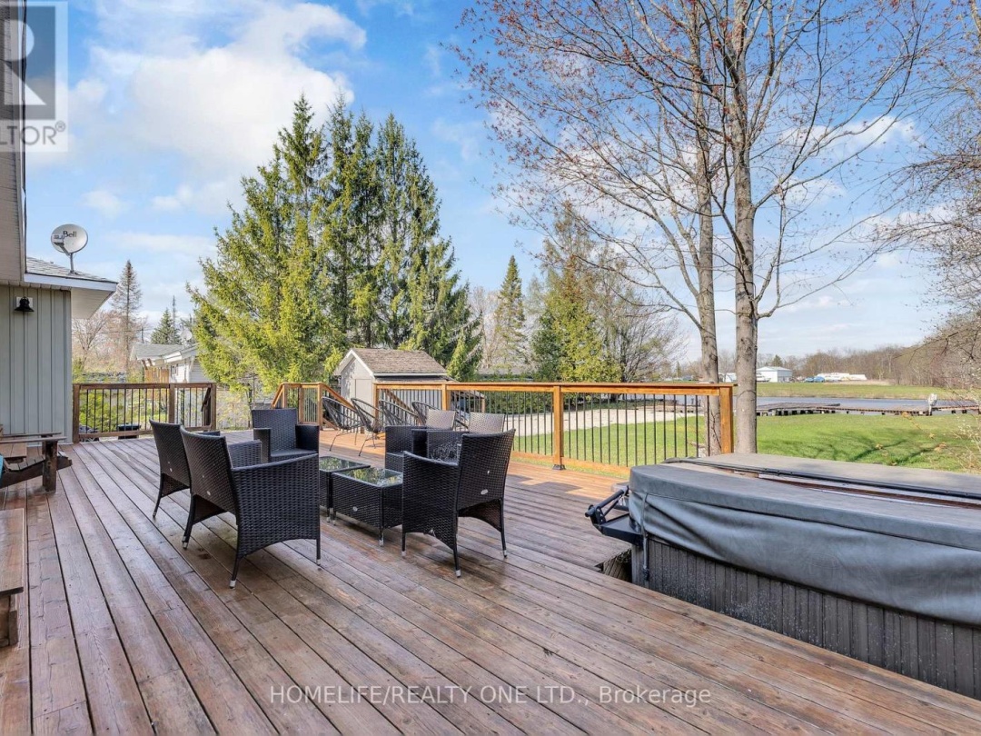 4055 Glen Cedar Drive, Lake Simcoe