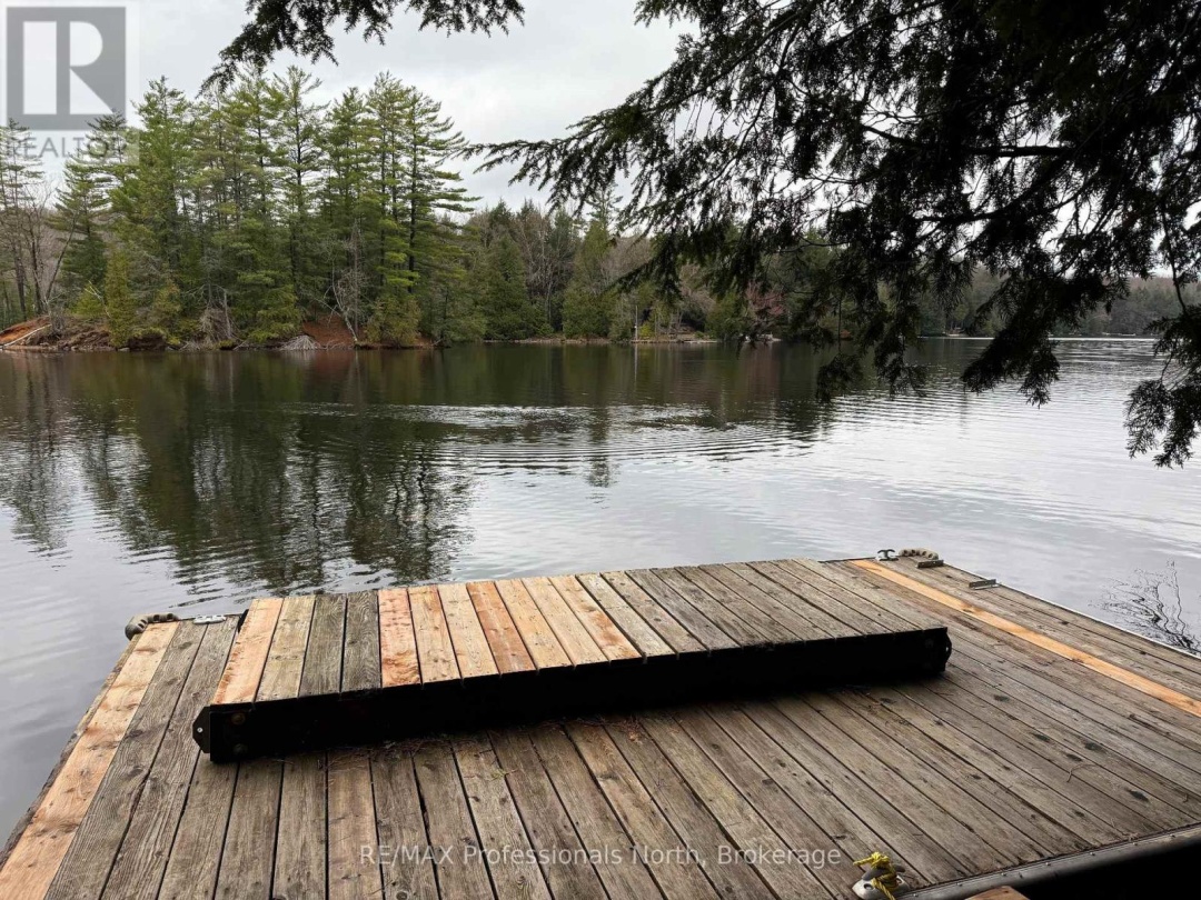 1289 Grandpa's Trail, Salerno Lake