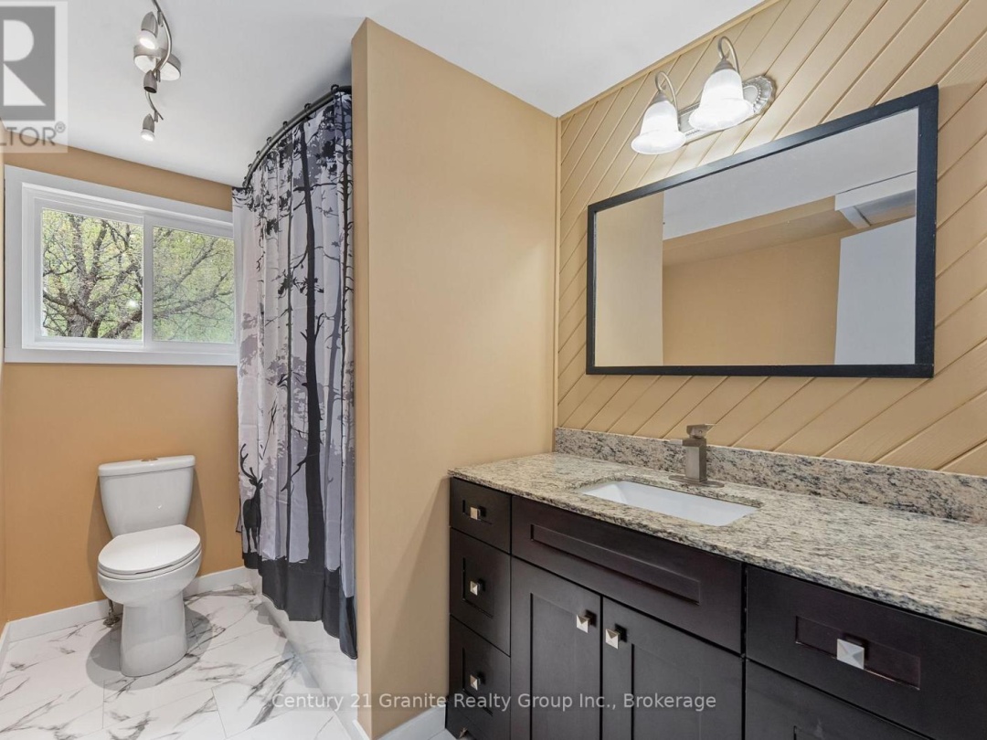 2347 KASHAGAWIGAMOG LAKE ROAD, 