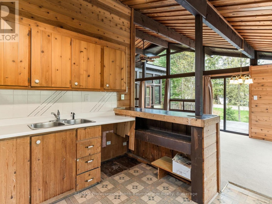 1172 Maebar Road, Twelve Mile Lake