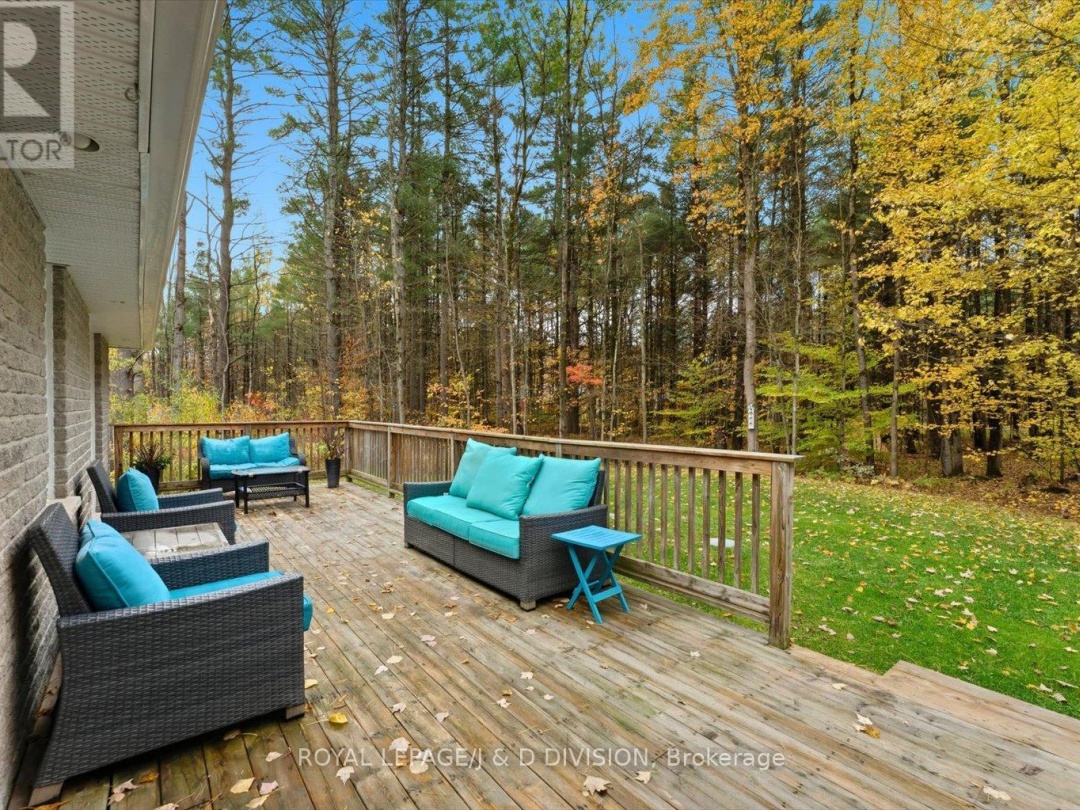 2925 PINECONE TRAIL, 