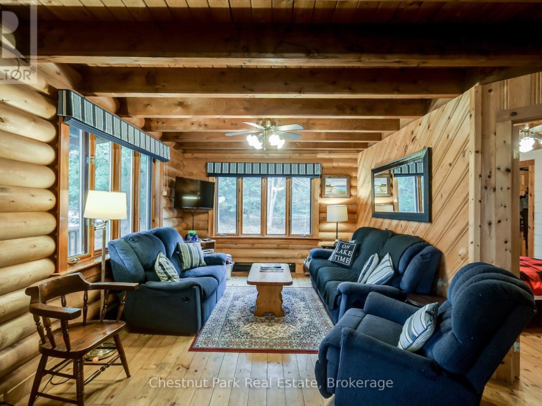 30 MCVITTIE ISLAND, Lake Muskoka