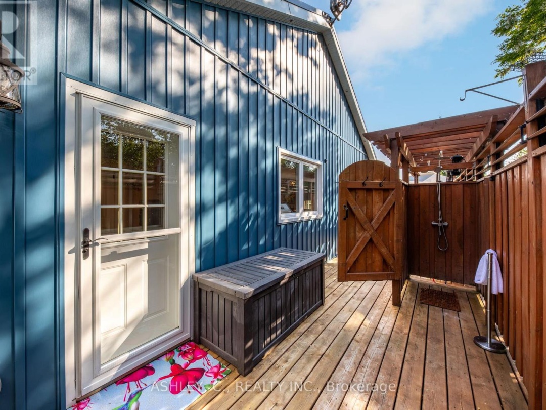 130 DUCK BAY ROAD, 