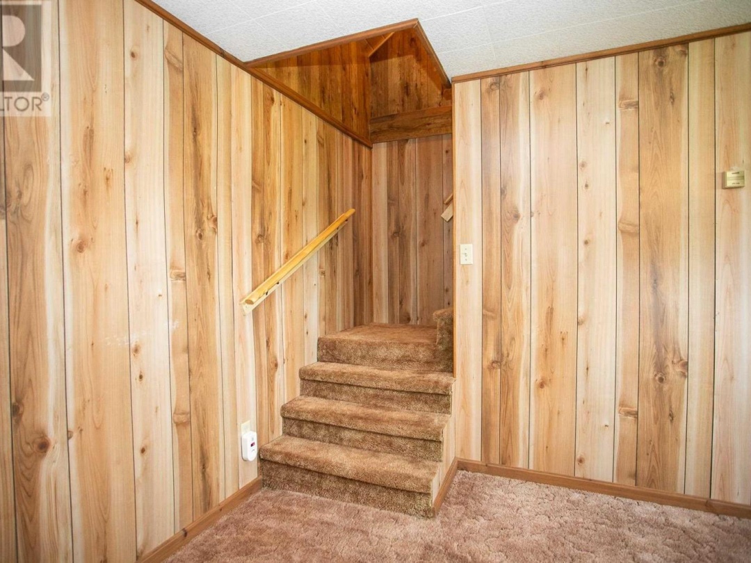 7940 Highway 17 E, Johnson Township