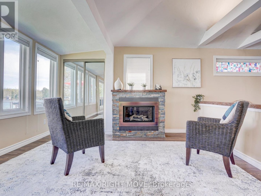 3752 PORTAGE BAY ROAD, 