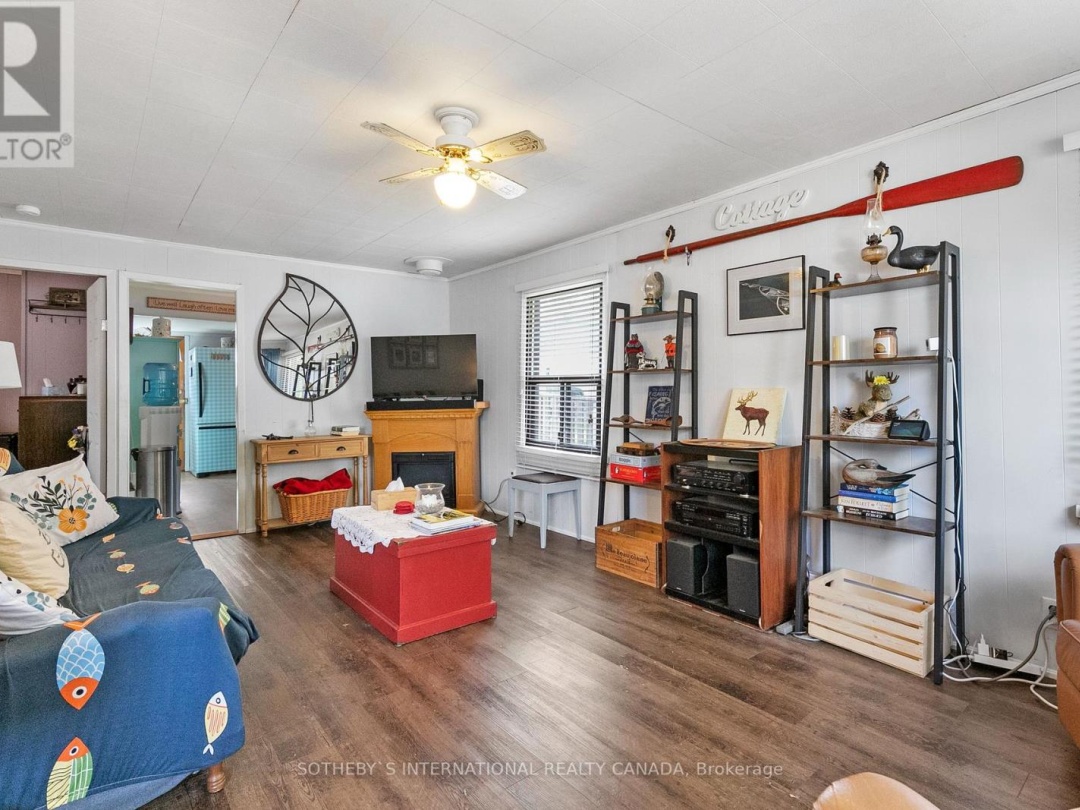 18 Third Street, Sturgeon Lake