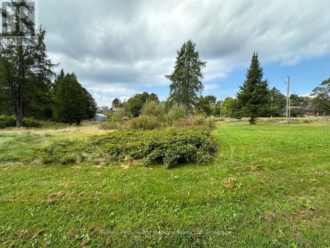 63 Pineridge Drive, McDougall