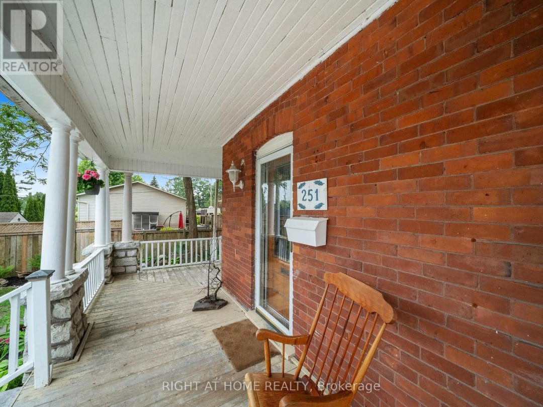 251 LACLIE STREET, 