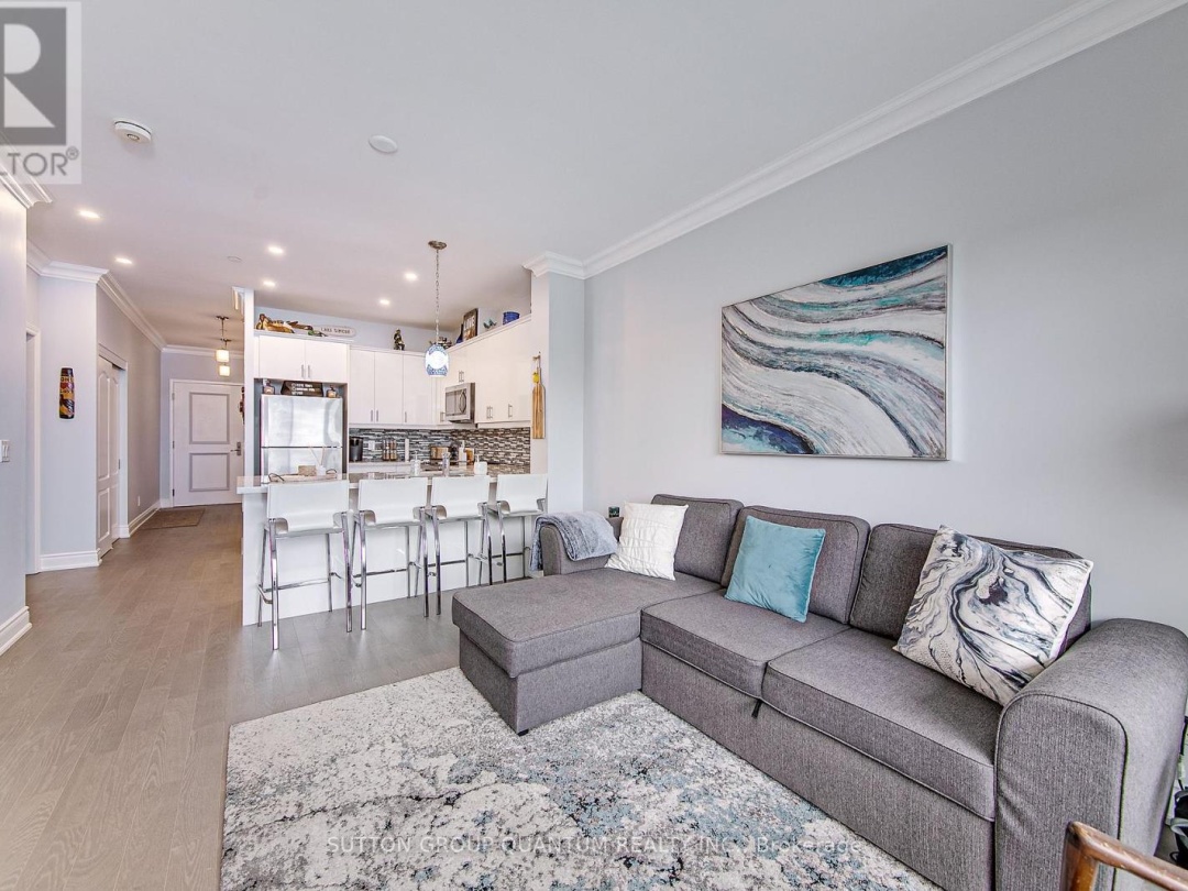 301 90 Orchard Point Road, Lake Simcoe