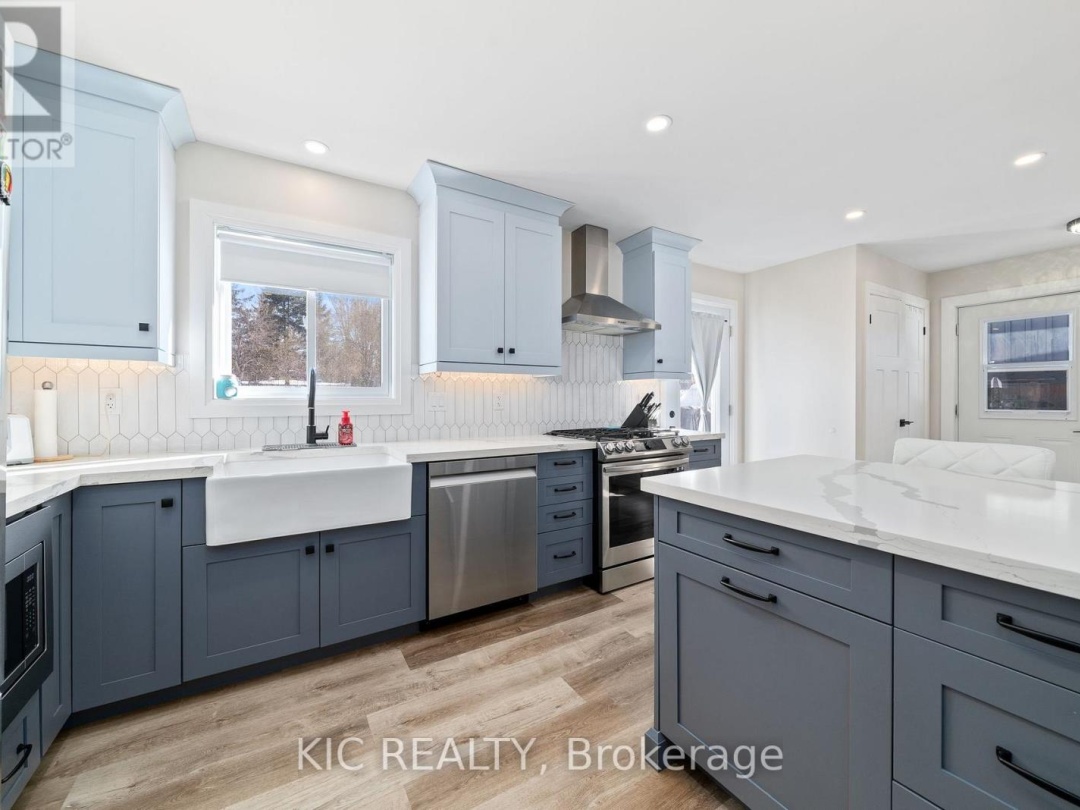 138 Alpine Lake Road, Pigeon Lake
