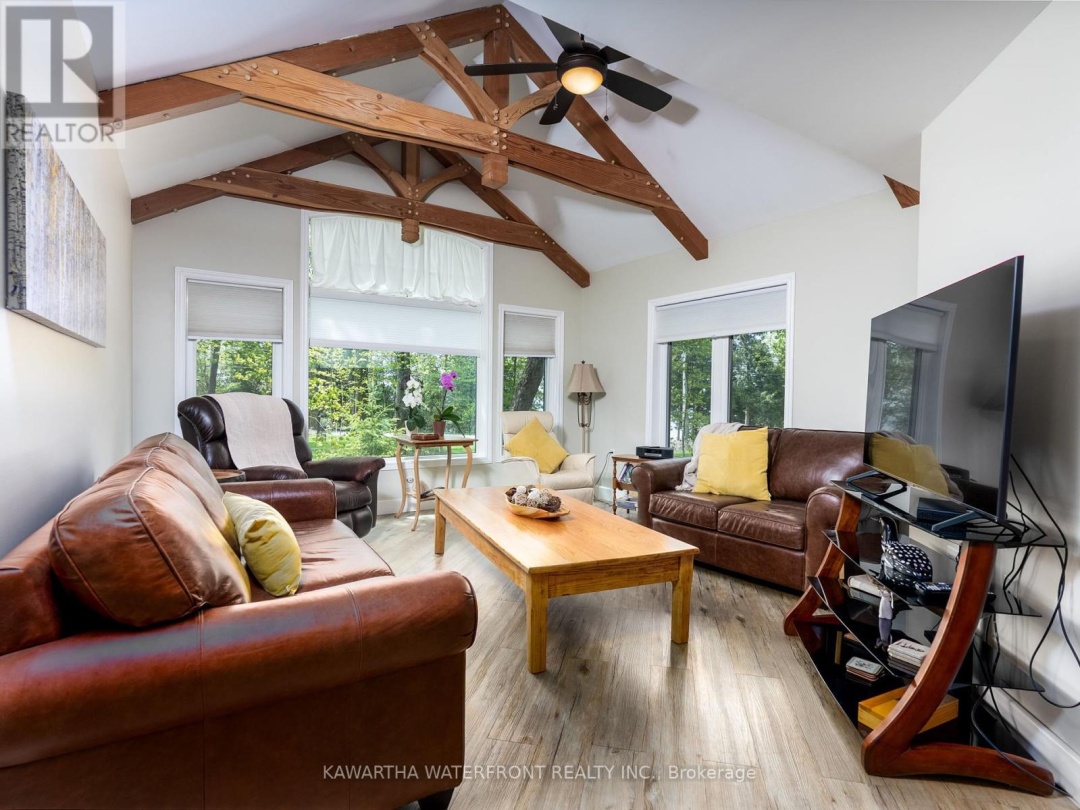 284 Lake Dalrymple Road, Dalrymple Lake