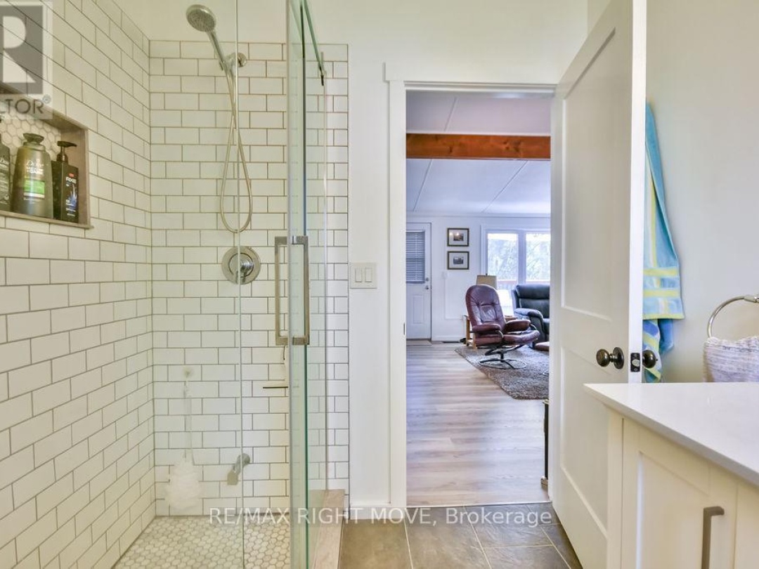 7697 WEST RIVER ROAD, Severn Lake
