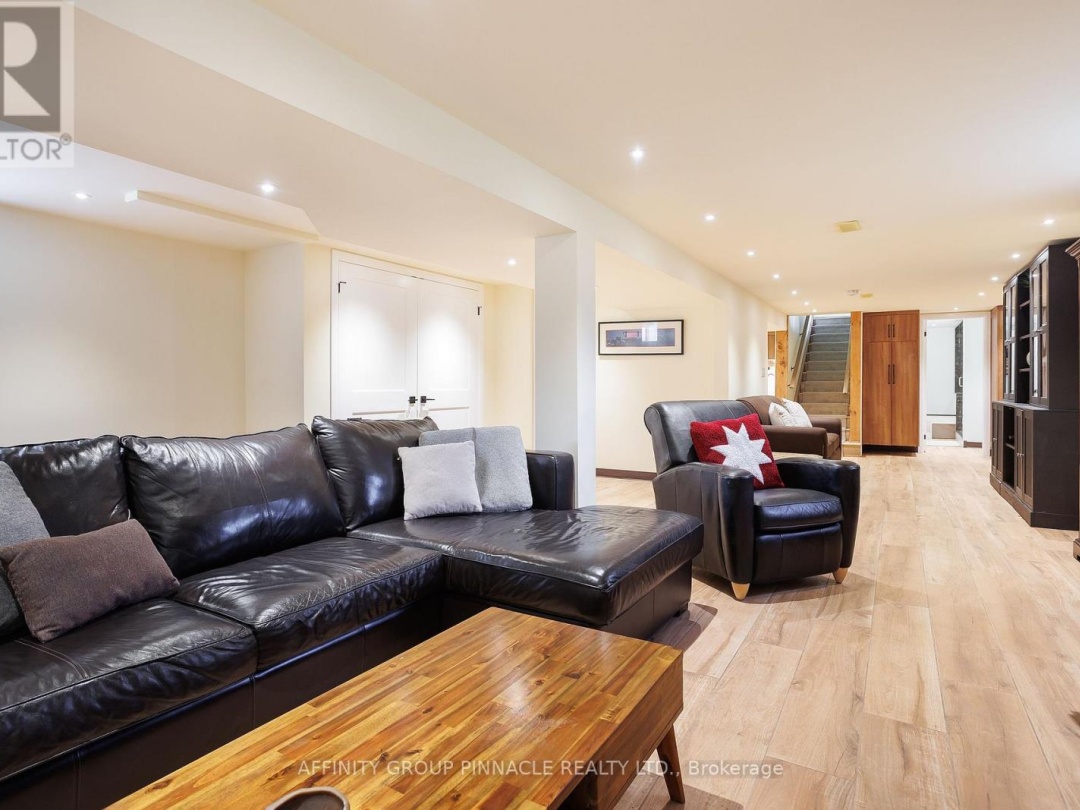 1385 FURNISS DRIVE, 