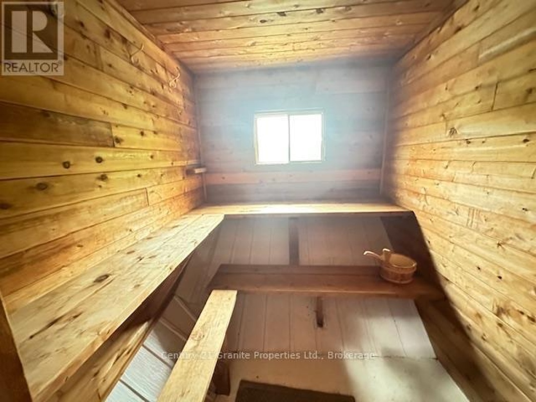 131 Downes Road, Horseshoe Lake