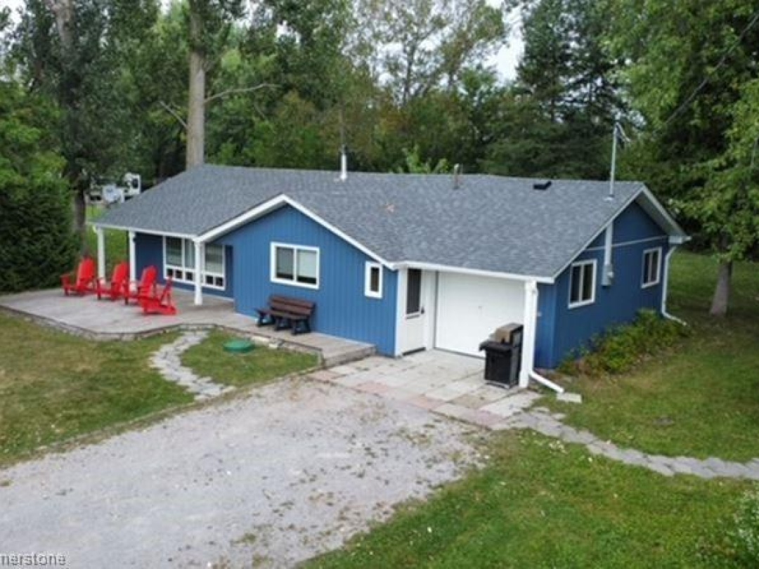 38 MACPHERSON Crescent, Kawartha Lakes